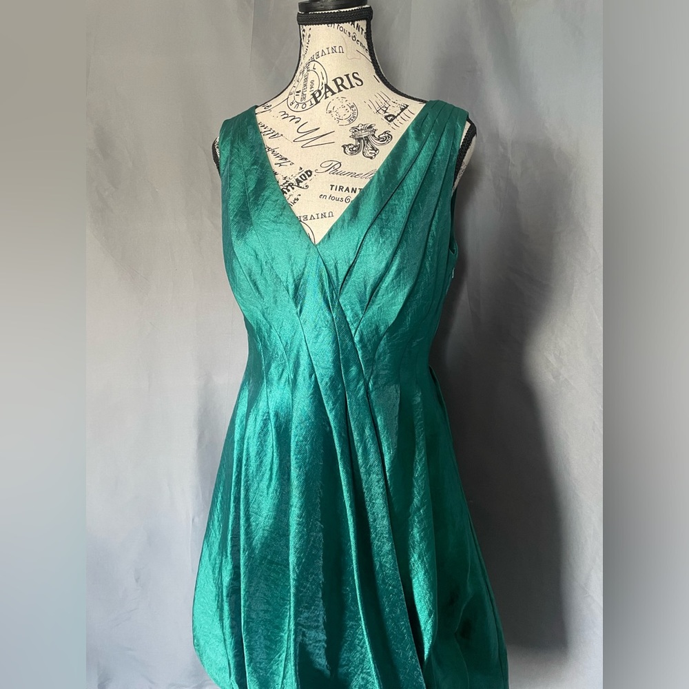 Vintage Emerald Satin Bubble Dress | Size 8 US